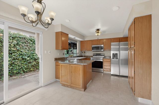 10816 Academy Ridge Road NE, Albuquerque, NM 87111