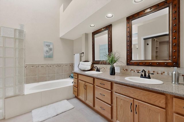 10816 Academy Ridge Road NE, Albuquerque, NM 87111