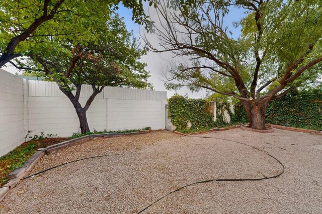 10816 Academy Ridge Road NE, Albuquerque, NM 87111