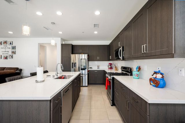 35803 Mccarthy Street, Palm Desert, CA 92211
