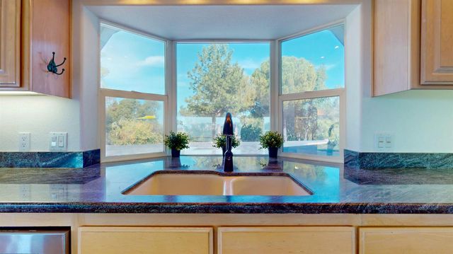 10757 Oak Hill Dr, Rough And Ready, CA 95975