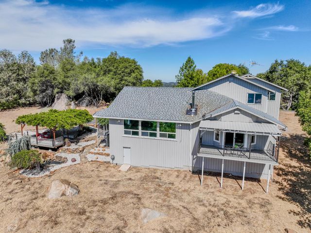 10757 Oak Hill Dr, Rough And Ready, CA 95975