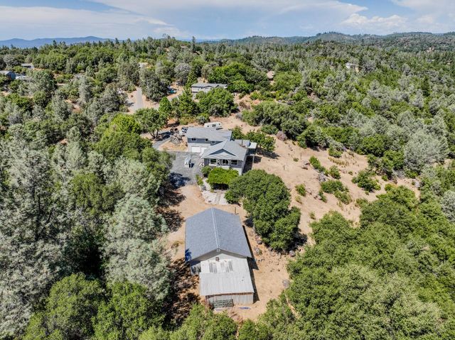 10757 Oak Hill Dr, Rough And Ready, CA 95975