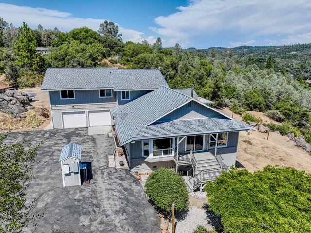 10757 Oak Hill Dr, Rough And Ready, CA 95975