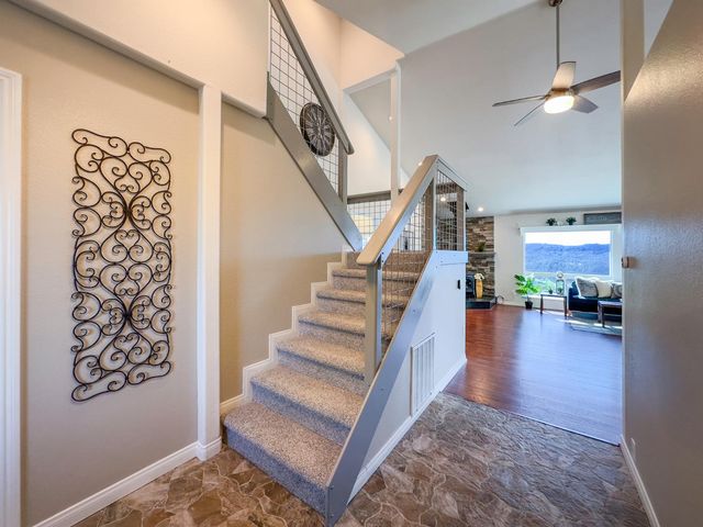 10757 Oak Hill Dr, Rough And Ready, CA 95975