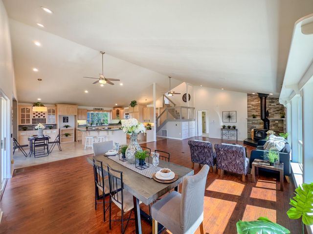 10757 Oak Hill Dr, Rough And Ready, CA 95975