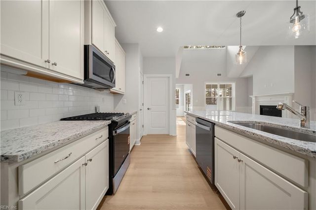 4723 Mahogany RN, Chesapeake, VA 23321