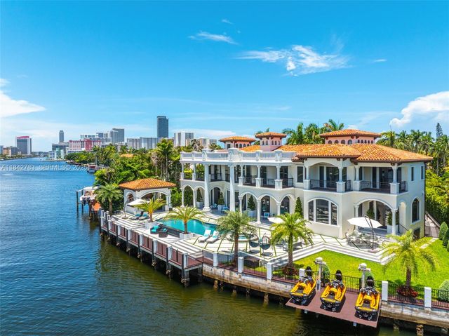 498 N Parkway Parkway, Golden Beach, FL 33160