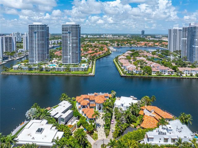 498 N Parkway Parkway, Golden Beach, FL 33160