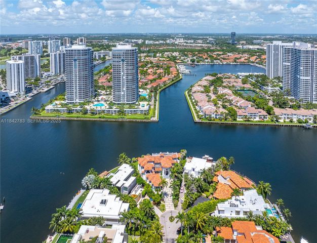 498 N Parkway Parkway, Golden Beach, FL 33160