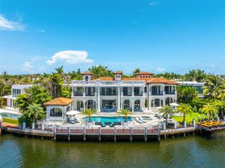 498 N Parkway Parkway, Golden Beach, FL 33160