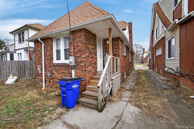 16563 Wildemere Street, Detroit, MI 48221