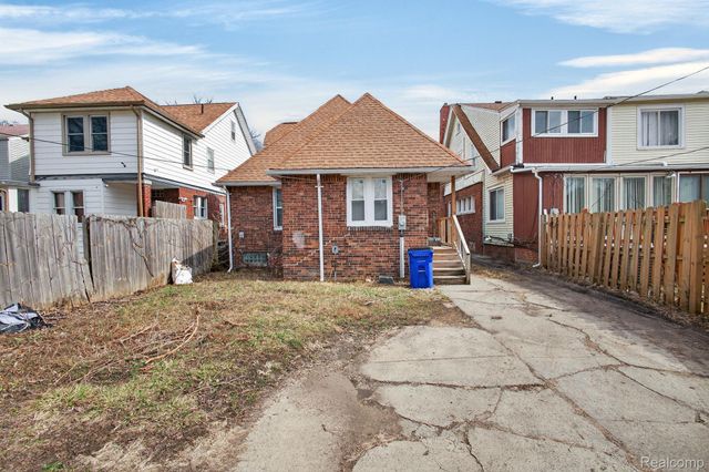 16563 Wildemere Street, Detroit, MI 48221