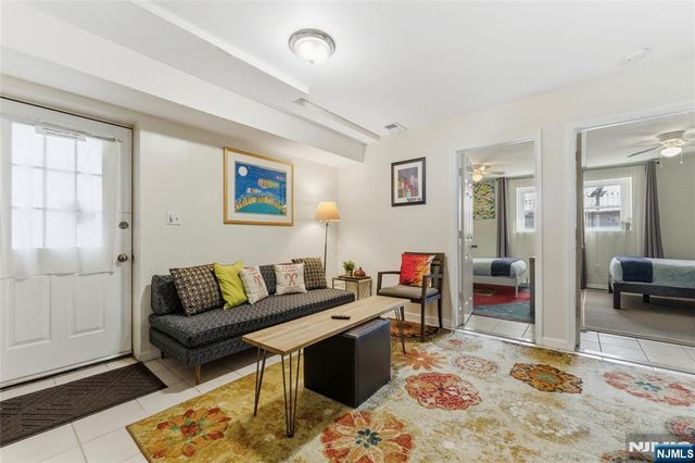 286 Broad Street, Newark, NJ 07104