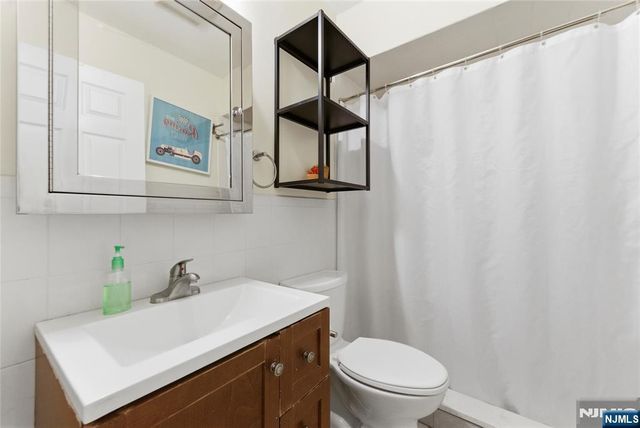 286 Broad Street, Newark, NJ 07104