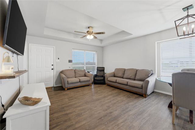 904 Overlook Drive, Midlothian, TX 76065