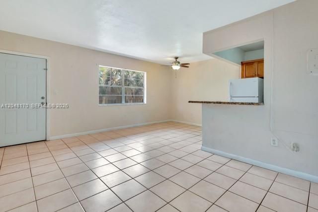 1280 W 54th St 313B, Hialeah, FL 33012