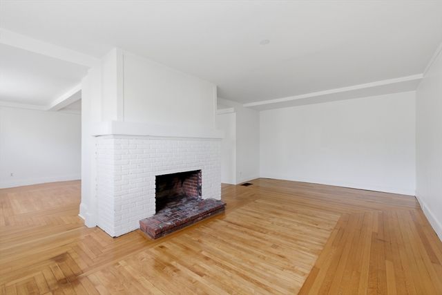 55 Lincoln Avenue, Marblehead, MA 01945