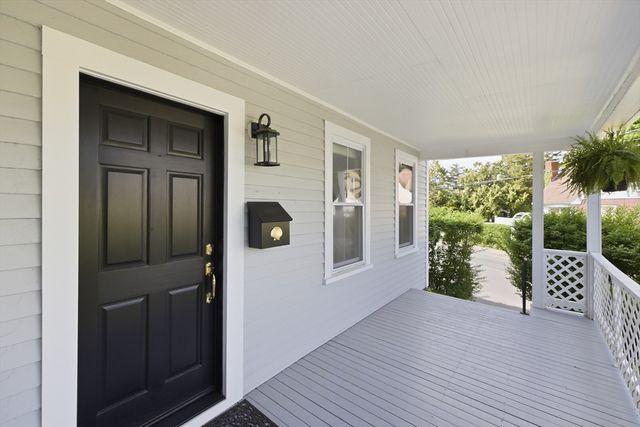 55 Lincoln Avenue, Marblehead, MA 01945