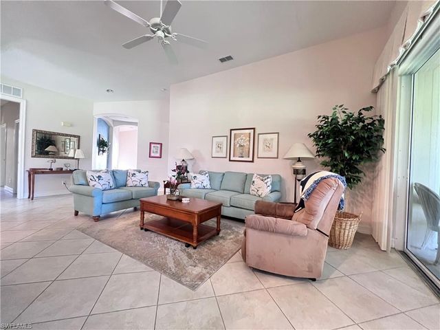 21341 Pelican Sound DR # 203, Estero, FL 33928