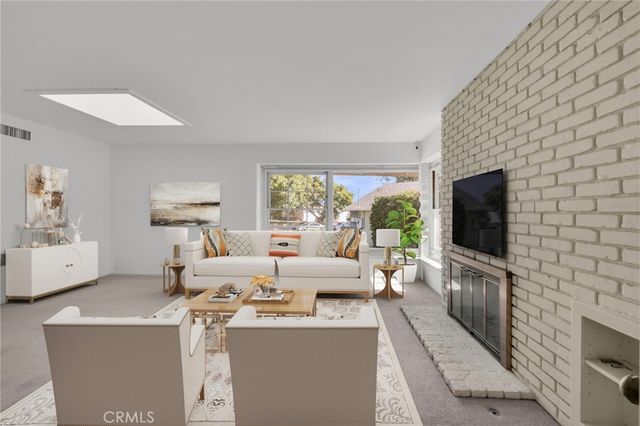 1971 W Santa Cruz Street, San Pedro, CA 90732