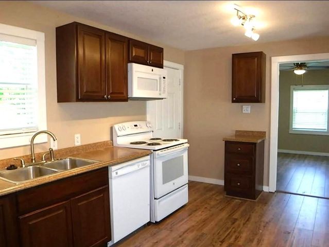 2802 Kentucky Avenue, League City, TX 77573