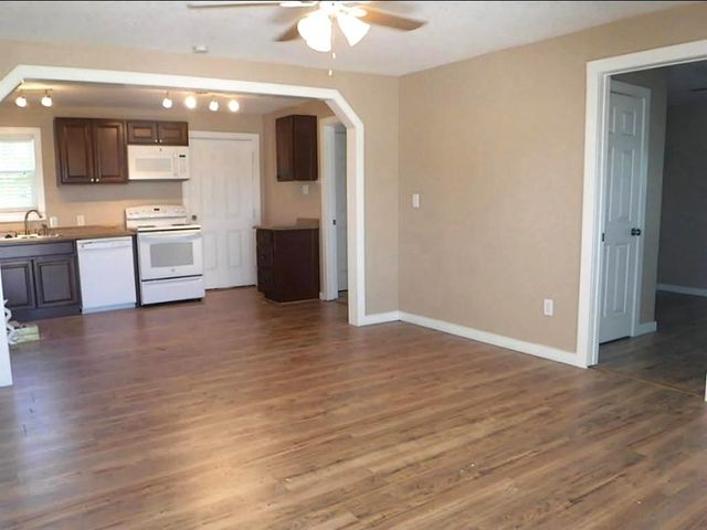 2802 Kentucky Avenue, League City, TX 77573