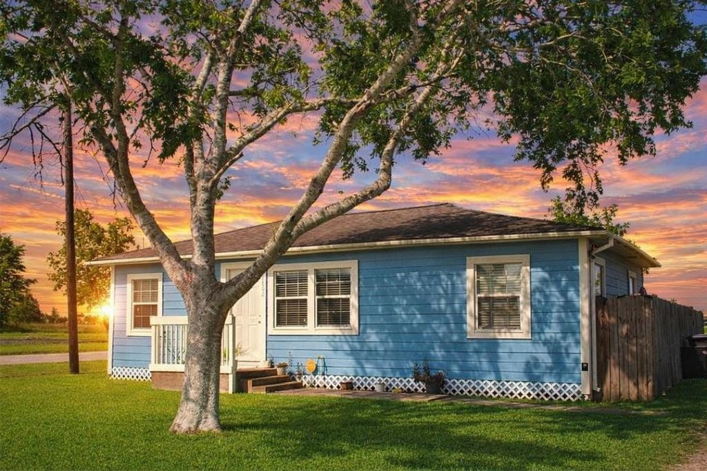 2802 Kentucky Avenue, League City, TX 77573