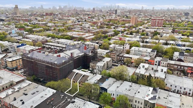 253 Cornelia Street, Brooklyn, NY 11221