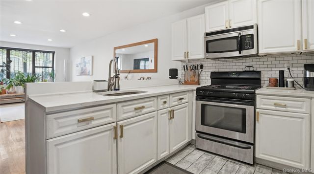 253 Cornelia Street, Brooklyn, NY 11221