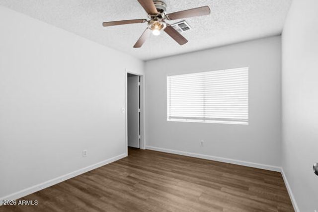 10111 W COLTER Street, Glendale, AZ 85307