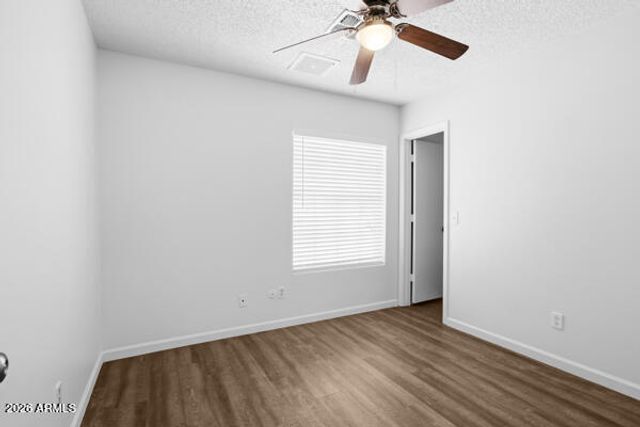 10111 W COLTER Street, Glendale, AZ 85307