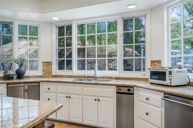 1 Mustang Lane, Bell Canyon, CA 91307