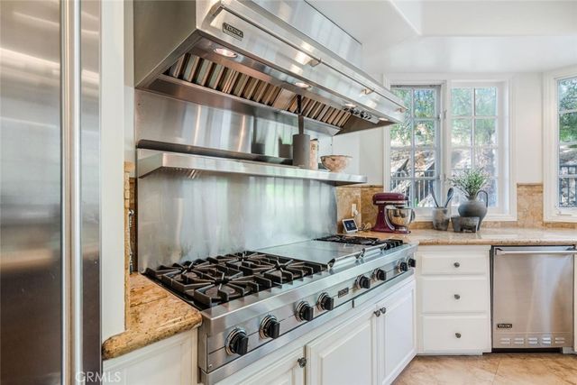 1 Mustang Lane, Bell Canyon, CA 91307