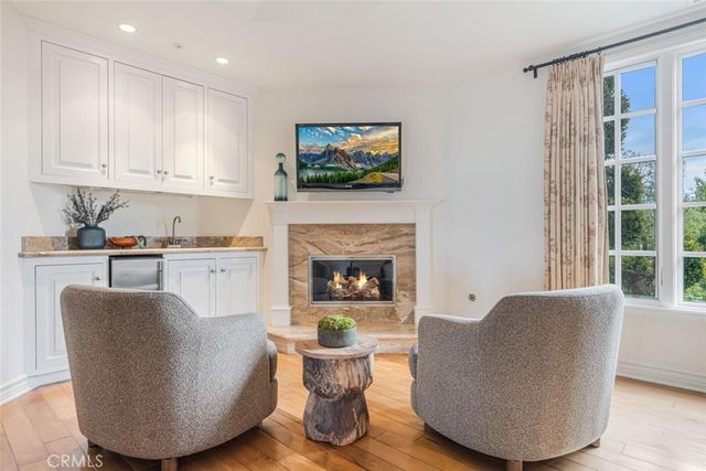 1 Mustang Lane, Bell Canyon, CA 91307