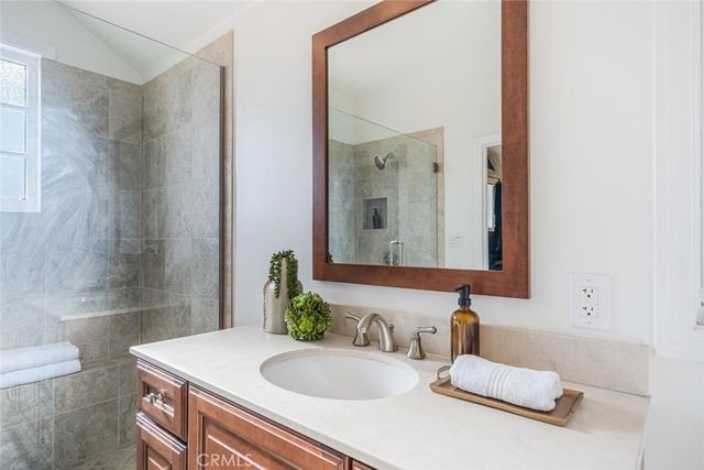 1 Mustang Lane, Bell Canyon, CA 91307