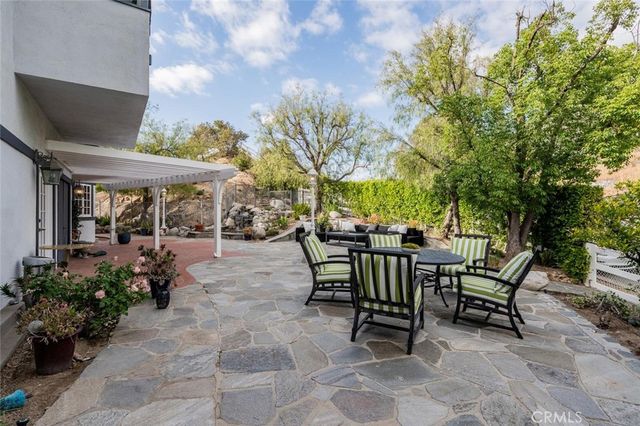 1 Mustang Lane, Bell Canyon, CA 91307