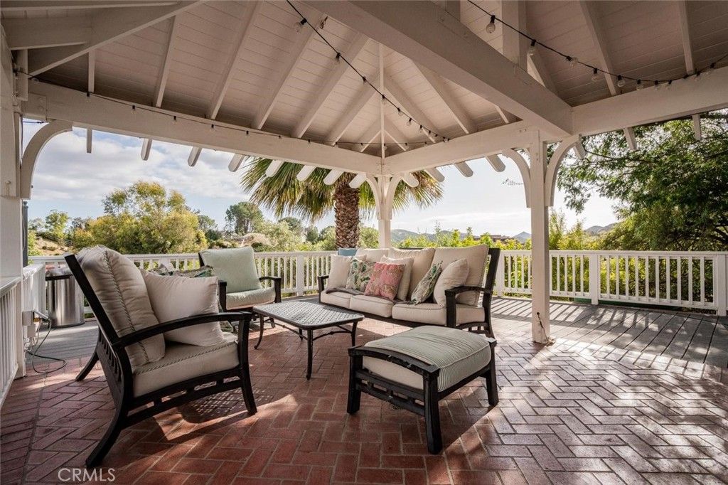 Image 58 of property listing at 1 Mustang Lane, Bell Canyon, CA 91307
