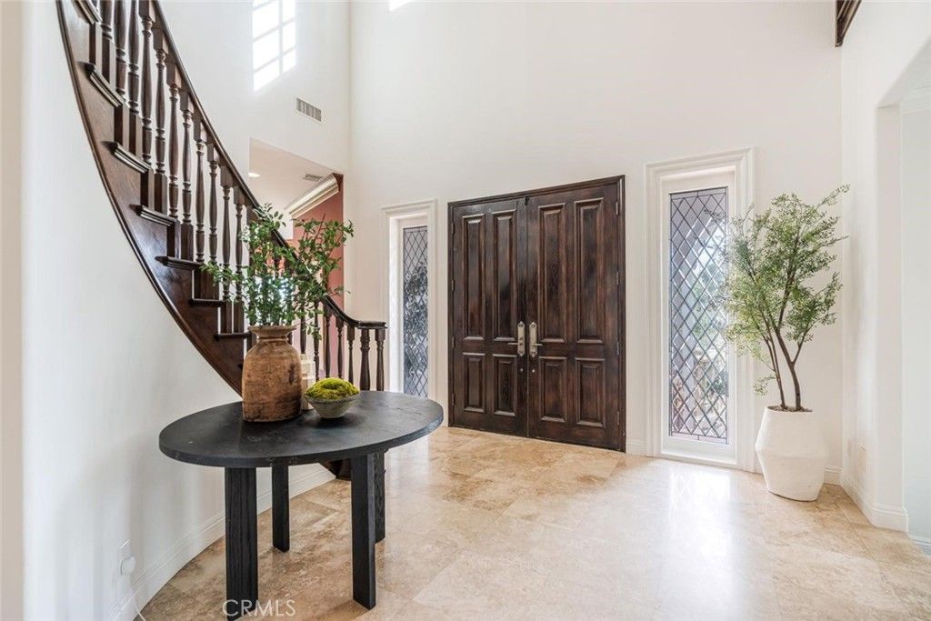 Image 7 of property listing at 1 Mustang Lane, Bell Canyon, CA 91307