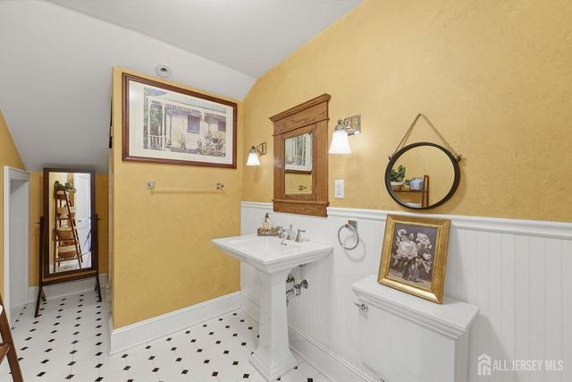 235 Hazel Avenue, Garwood, NJ 07027