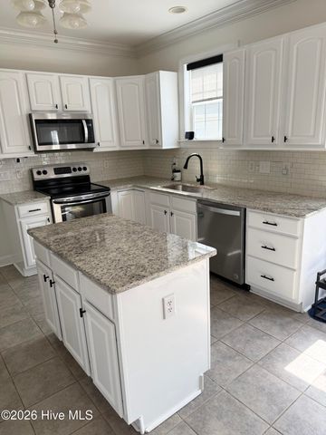 714 Tabard Road, Winterville, NC 28590