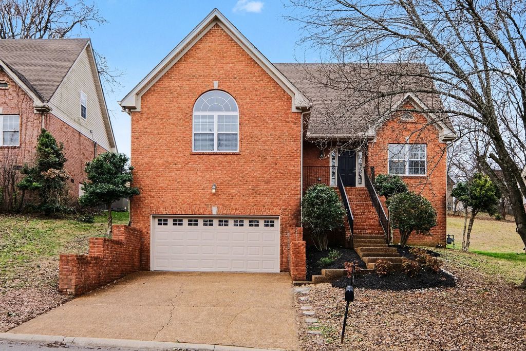 6544 Broken Bow Dr, Antioch, TN 37013