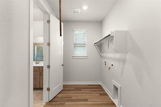 233 West Faulkner ST, Liberty Hill, TX 78642