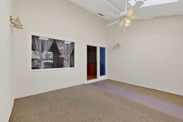 421 LA VETA Drive, Albuquerque, NM 87108