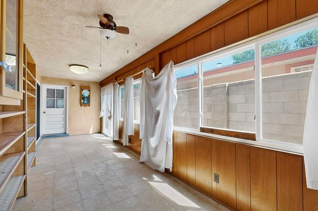 421 LA VETA Drive, Albuquerque, NM 87108