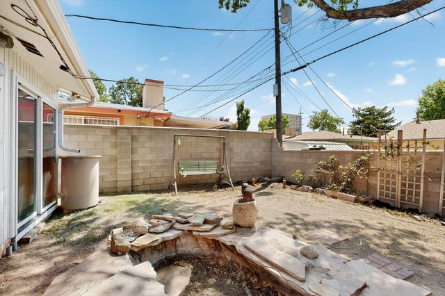 421 LA VETA Drive, Albuquerque, NM 87108