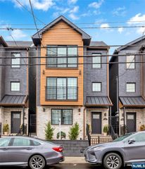 73 Stuyvesant 1, Newark, NJ 07106