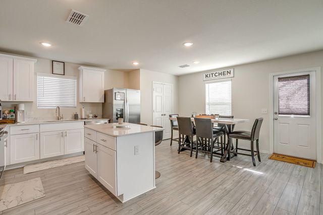 4553 Greyberry Drive, Fort Worth, TX 76036