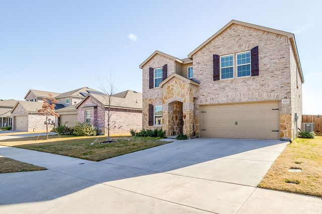 4553 Greyberry Drive, Fort Worth, TX 76036