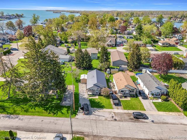 13230 Delavern Street, Rockwood, MI 48173